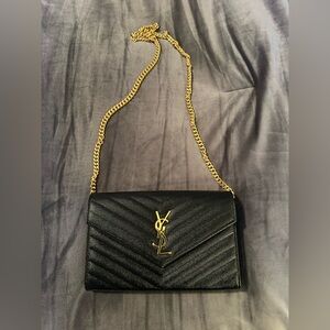 Saint Laurent
YSL Monogram Large Wallet on Chain in Grained Leather - Black